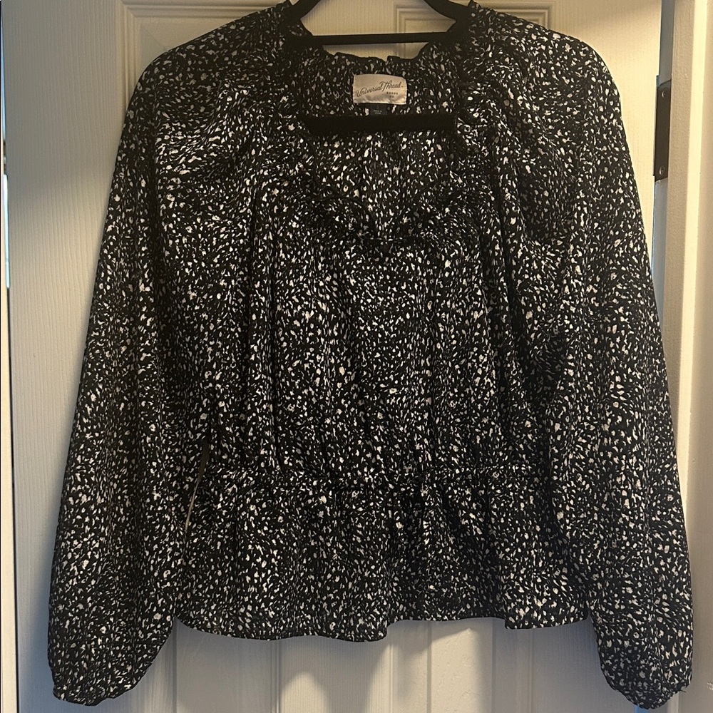 Universal Thread Blouse